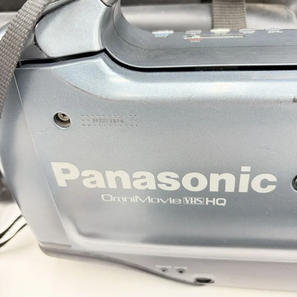 PANASONIC PV-700 OmniMovie VHS HQ AFx8 CAMCORDER Tested Playback w Case